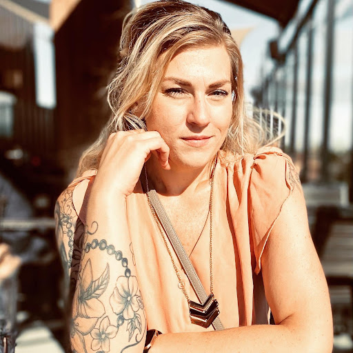 Renee Miller